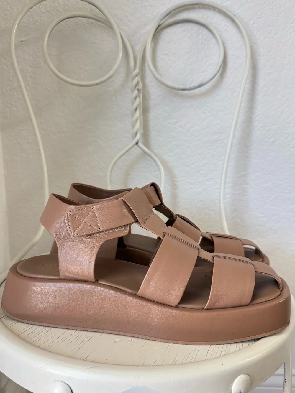Pilcro Anthropologie Taupe Leather Fisherman Platform Sandals Caged Size 41